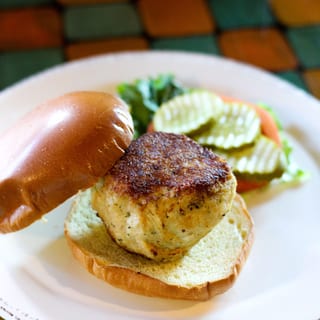 Mojo's Crab Cake Sandwich